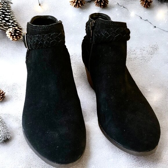 G.H. Bass & Co. Nina Braid Black Suede Ankle Boot Side Zip Bootie  7.5 W - Picture 7 of 14